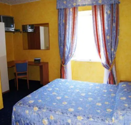 Beata Giovannina Hotel *